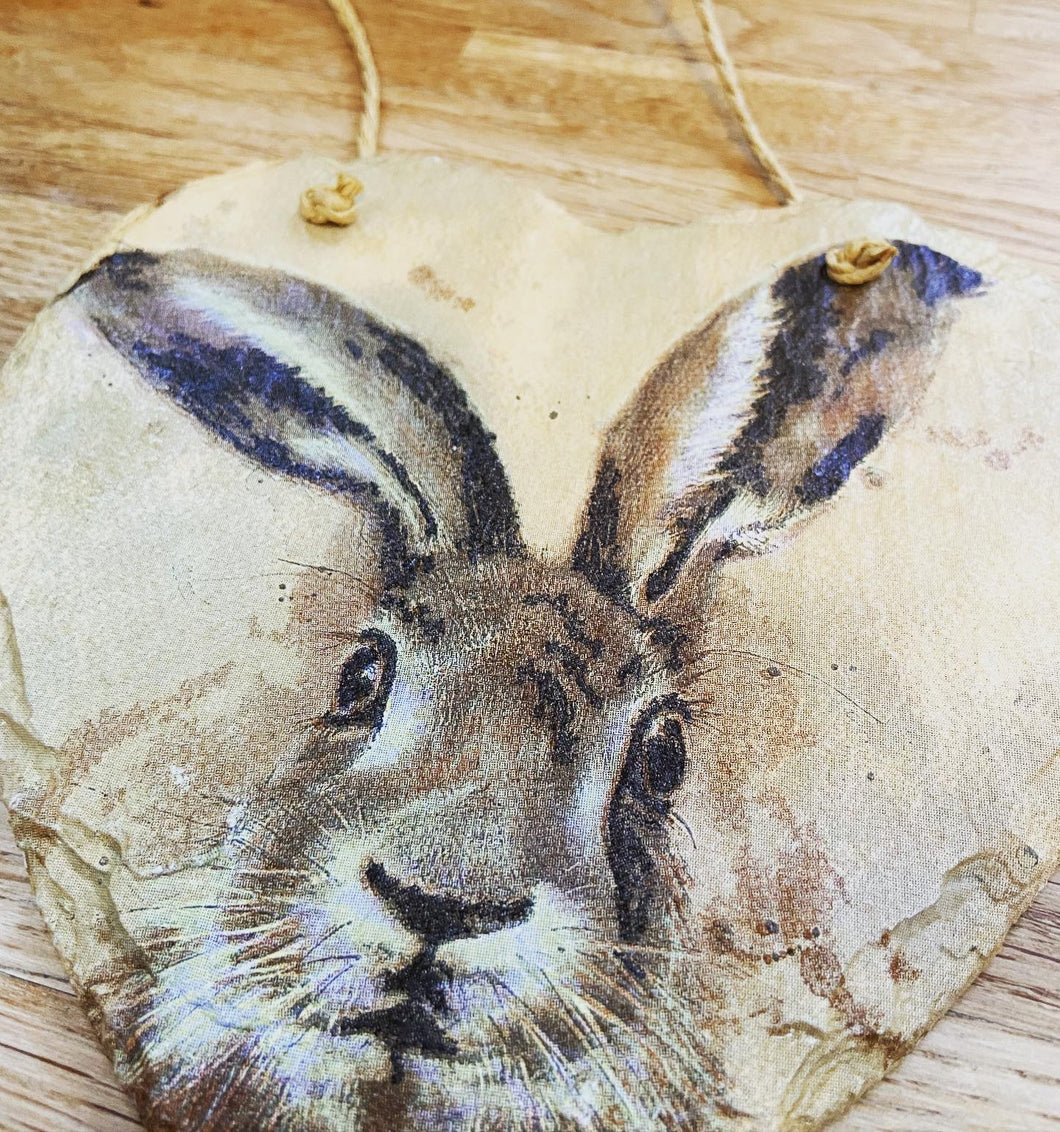 Hare Slate Heart