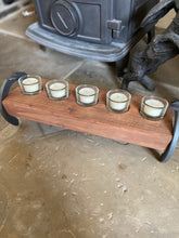 Load image into Gallery viewer, Horseshoe 5 Tealight Holder
